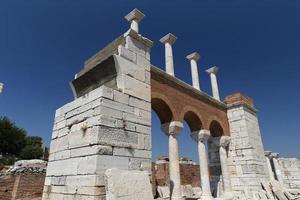 basílica de s. john na cidade de selcuk, izmir, turquia foto