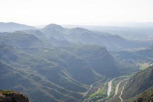 montanhas em montserrat foto