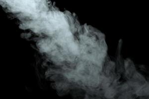 pó abstrato ou efeito de fumaça isolado em fundo preto, fora de foco foto