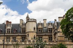 edifício histórico em paris frança foto