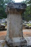 ruínas de phaselis na turquia foto