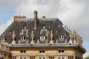 edifício histórico em paris frança foto