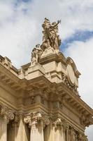 edifício histórico em paris frança foto