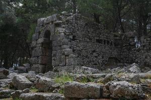 ruínas de phaselis na turquia foto