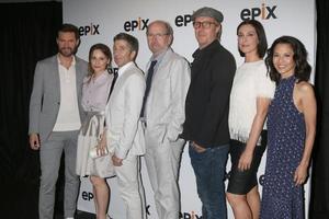 30 de julho - richard armitage, mina tander, leland orser, richard jenkins, rhys ifans, michelle forbes, tamlyn tomita na linha de fotos da turnê da associação de críticos de televisão epix em 30 de julho de 2016