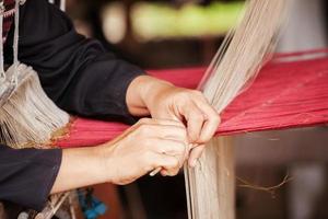 processo de tecelagem de seda tailandesa