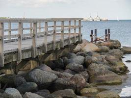 a cidade de eckernfoerde no mar báltico foto