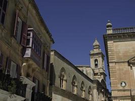 a cidade velha de mdina em malta foto