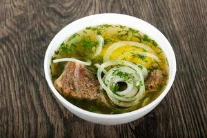 sopa de carne caucasiana - hashlama foto