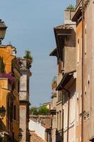 Roma, Itália. detalhes arquitetônicos típicos da cidade velha foto