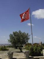 a cidade de tunis na tunísia foto