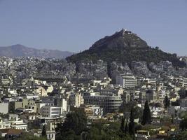 a cidade de atenas na grécia foto