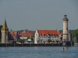 bregenz e lindau no lago de constância foto