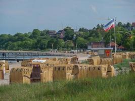 a cidade de eckernfoerde no mar báltico foto