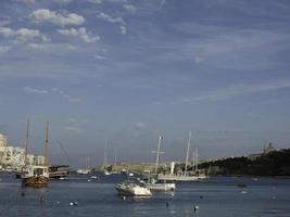 a cidade de valetta na ilha de malta foto