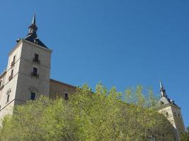 a cidade velha de toledo na espanha foto