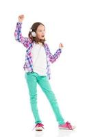 garota dançando com fones de ouvido foto