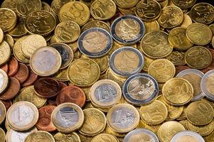 conceito de finanças closeup moeda dois euro foto