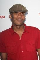 los angeles, 22 de abril - james lesure chega na estréia de homem de gelo no arclight hollywood theatres em 22 de abril de 2013 em los angeles, ca foto