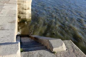 edifícios e estruturas nas ruas de budapeste, capital da Hungria. foto