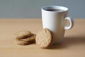 biscoitos e chá foto