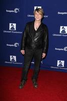 los angeles, 23 de janeiro - john rzeznik at the a song is born 16º concerto anual da fundação grammy no teatro wilshire ebell em 23 de janeiro de 2014 em los angeles, ca foto