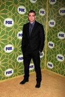 los angeles, 8 de janeiro - mark salling chega na festa fox tca, inverno 2012 no castelo verde em 8 de janeiro de 2012 em pasadena, ca foto