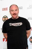 los angeles, 12 de junho - louis ck na festa fx summer comedies no lure em 12 de junho de 2012 em los angeles, ca foto