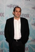 los angeles, 11 de janeiro - peter jacobson chega à festa fox tca winter 2011 at villa sorriso em 11 de janeiro de 2011 em pasadena, ca foto