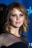 los angeles, 20 de abril - jennifer lawrence chega ao glaad media awards 2013 no jw marriott em 20 de abril de 2013 em los angeles, ca foto