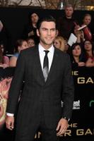 los angeles, 12 de março - wes bentley chega na estréia de jogos vorazes no teatro nokia em la live em 12 de março de 2012 em los angeles, ca foto