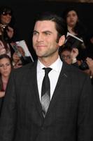 los angeles, 12 de março - wes bentley chega na estréia de jogos vorazes no teatro nokia em la live em 12 de março de 2012 em los angeles, ca foto