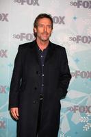 los angeles, 11 de janeiro - hugh laurie chega à festa fox tca winter 2011 at villa sorriso em 11 de janeiro de 2011 em pasadena, ca foto