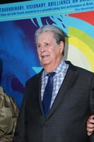 los angeles, 2 de junho - brian wilson na estréia de amor e misericórdia los angeles na academia de artes e ciências cinematográficas em 2 de junho de 2015 em los angeles, ca foto