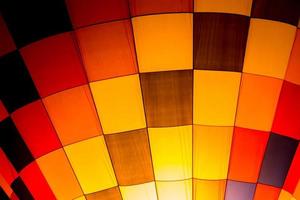 balão de ar quente colorido