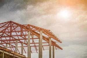 construção residencial nova casa em andamento no canteiro de obras foto