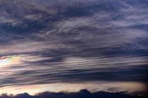 nuvem e céu iridescente pileus foto