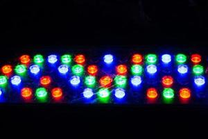 luzes de discoteca coloridas com espaço de cópia foto