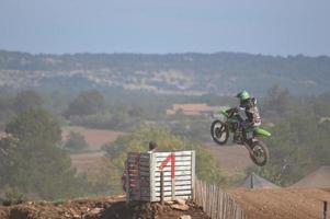 corrida de motocross 24 de setembro de 2017 saint christol, frança foto