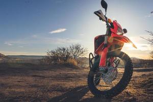 moto no deserto foto