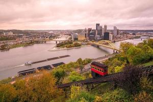 vista do centro de pittsburgh foto