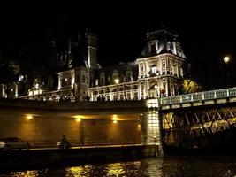 Paris à noite foto