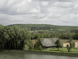 o rio sena neasr rouen na frança foto