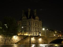 Paris à noite foto