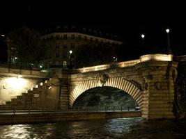 Paris à noite foto