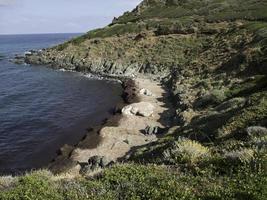 ilha da córsega no mar mediterrâneo foto