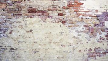 parede de decadência misturada com tijolo horizontal foto