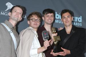 los angeles, 15 de maio - dave bayley, desenhou macfarlane, edmund irwin-singer e joe seaward, glass animals no billboard music awards de 2022 no mgm garden arena em 15 de maio de 2022 em las vegas, nv foto