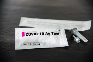 teste rápido de antígeno covid -19 conjunto de teste auto-repid foto