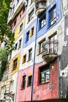 Hundertwasserhaus em Viena, Áustria foto